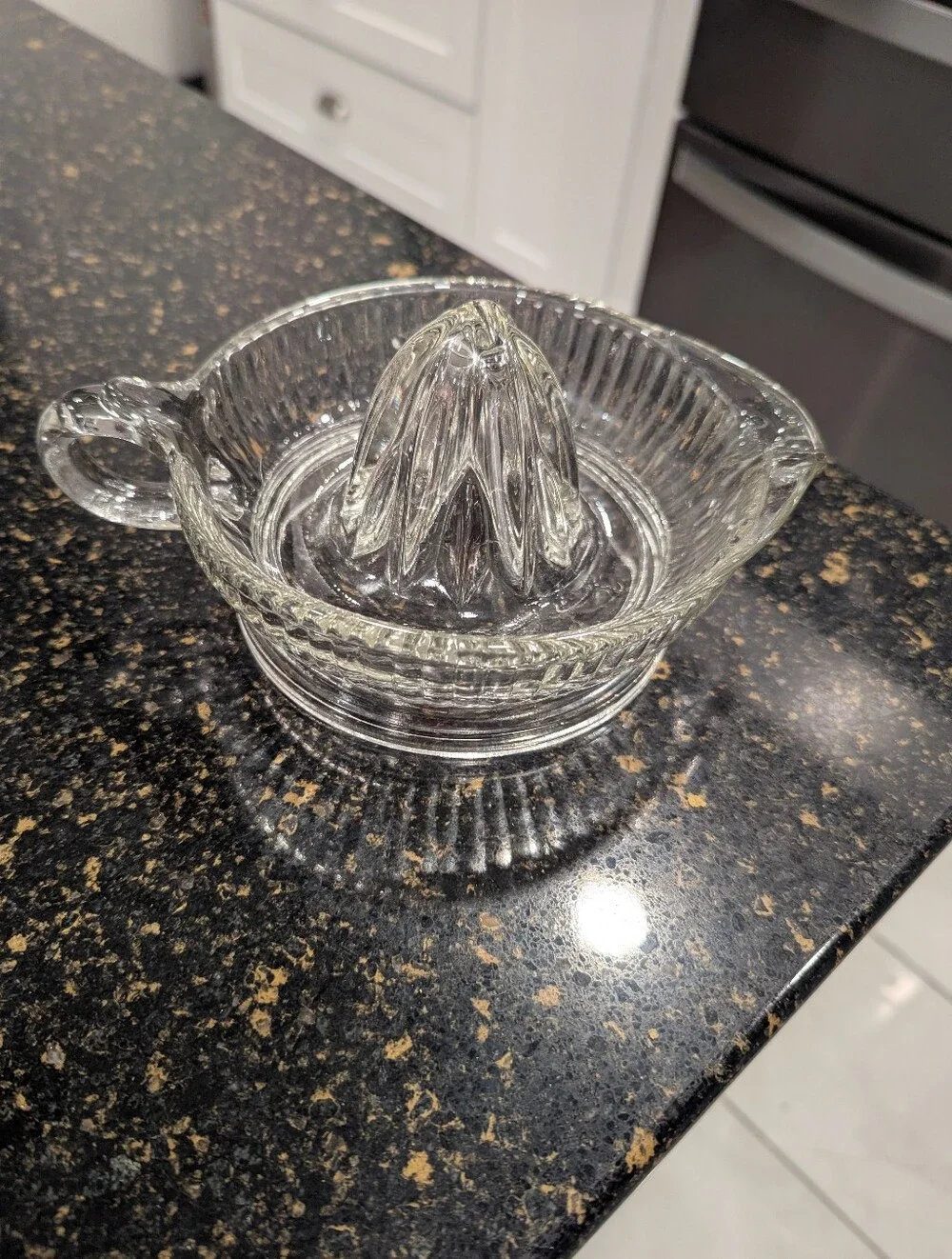 Anchor Hocking Clear Glass Citrus Juicer
